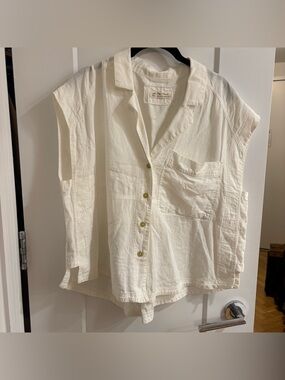 Free People / We The Free white cap sleeve button down shirt
